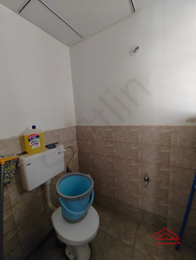 Bathroom 4