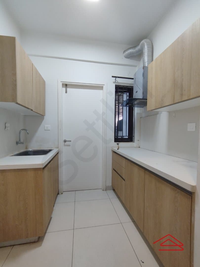 Kitchen 1