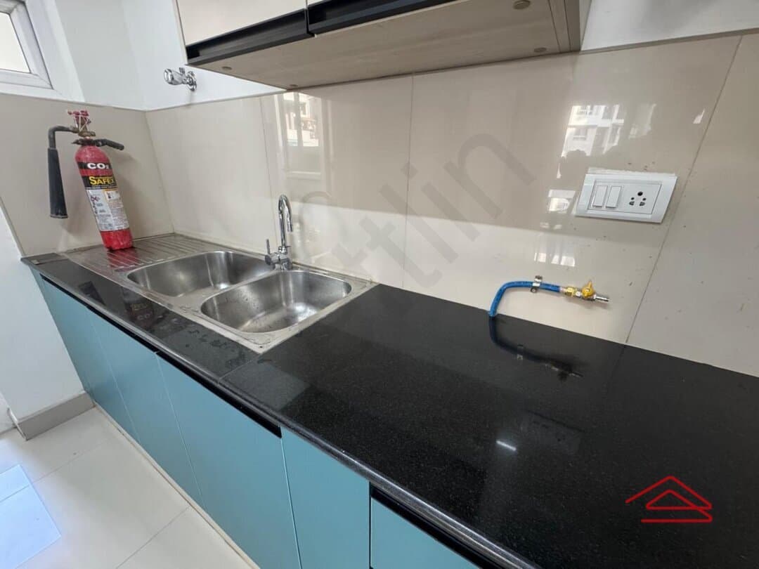 Kitchen 1
