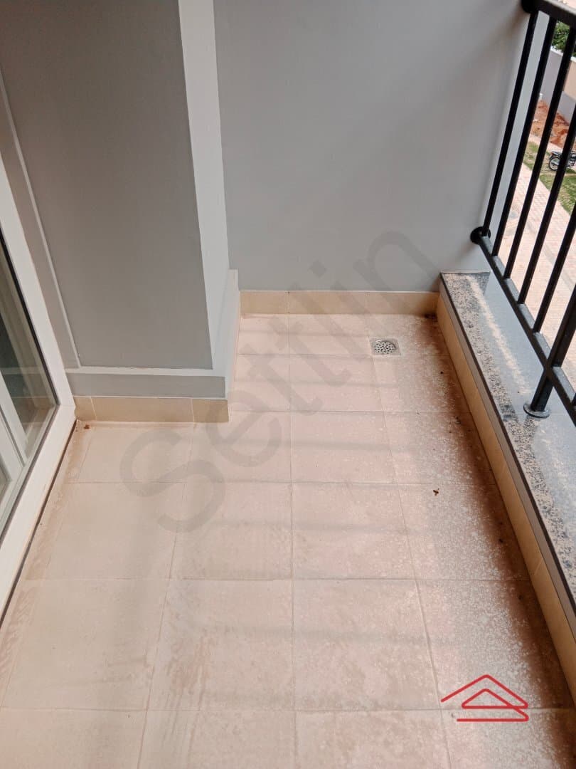 Balcony 1
