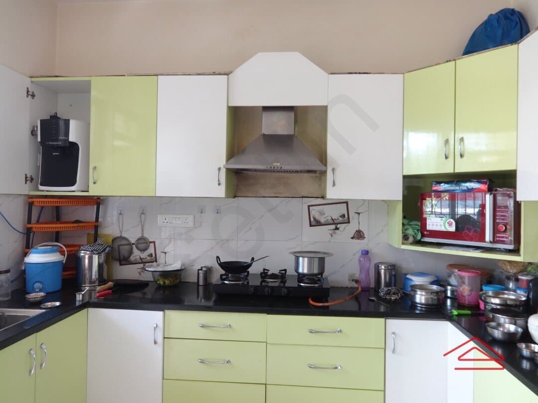 Kitchen 1