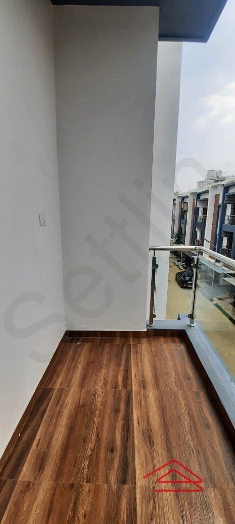 Balcony 1