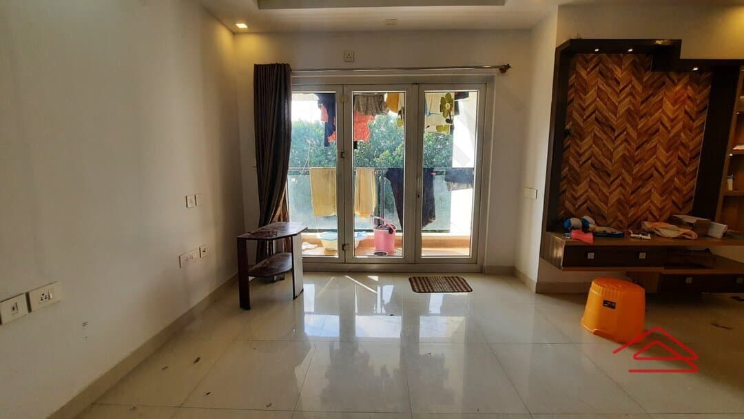 Hall 1