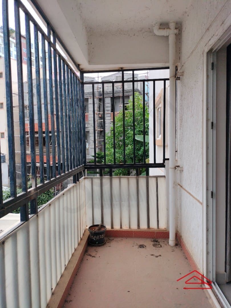 Balcony 2