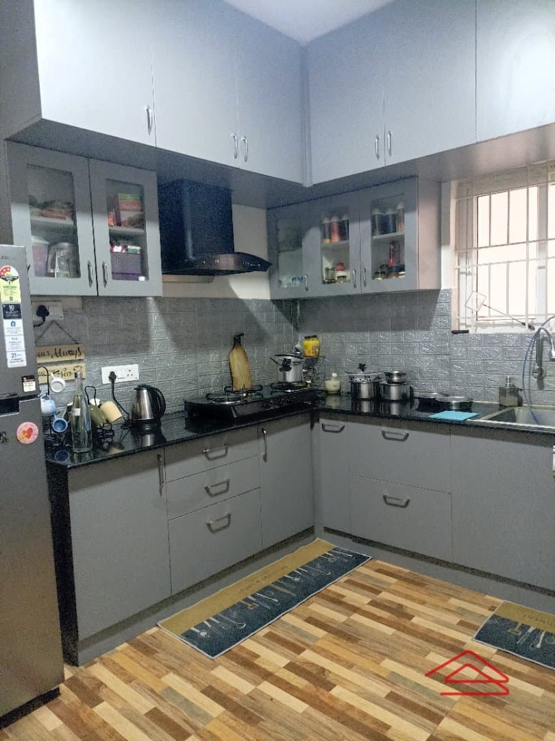 Kitchen 1