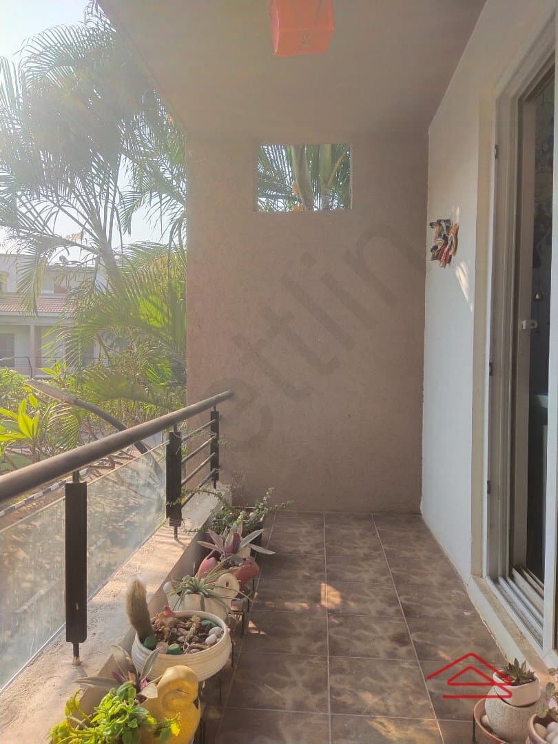 Balcony 3