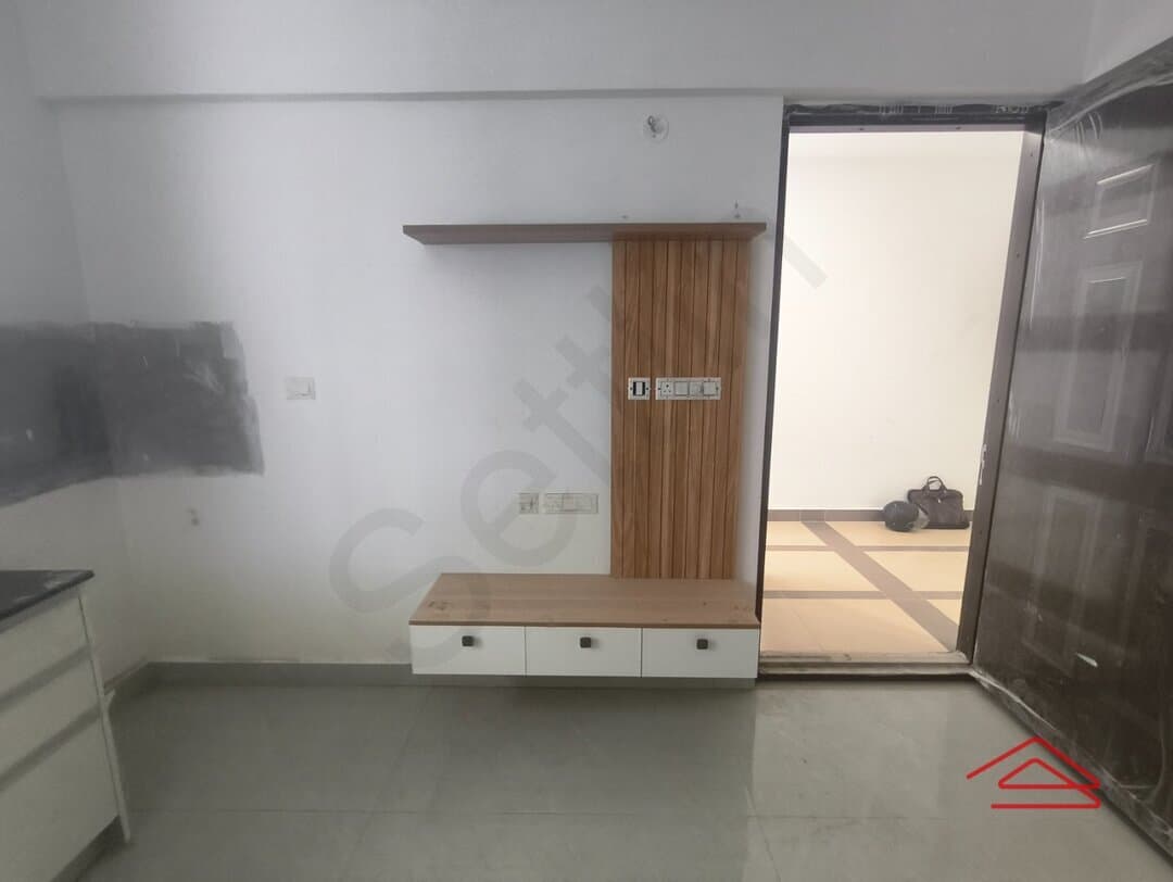 Hall 1