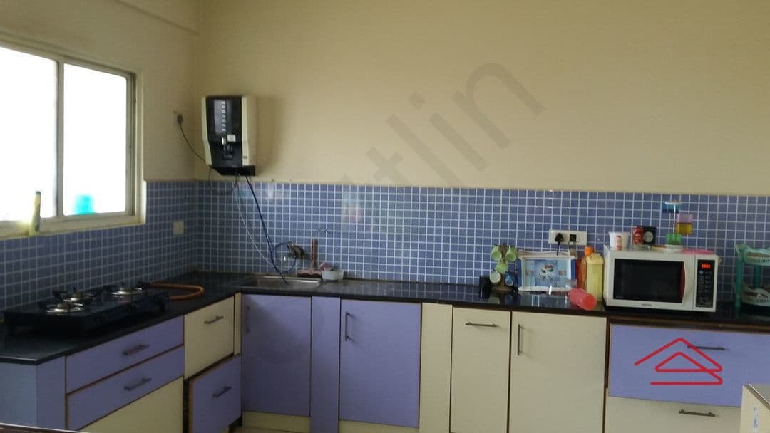 Kitchen 1