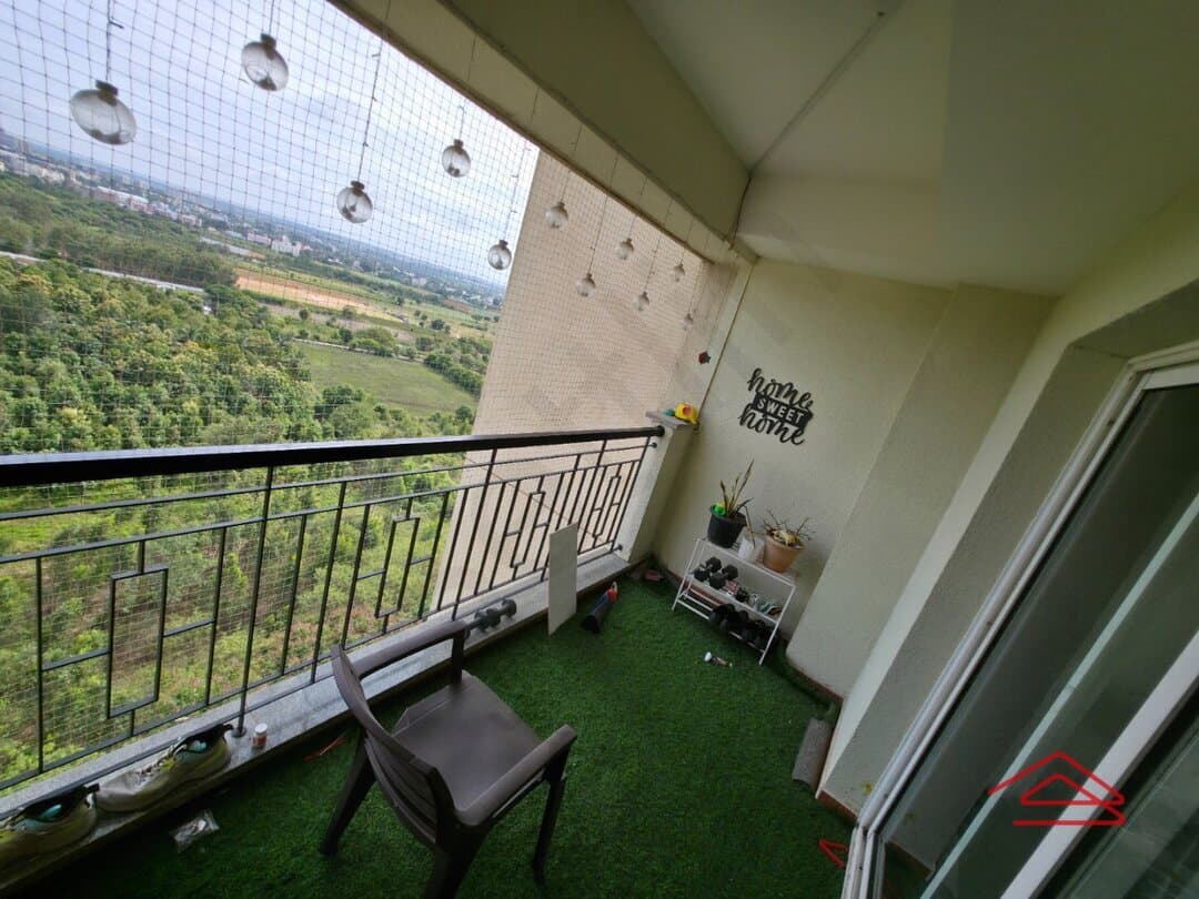 Balcony 2