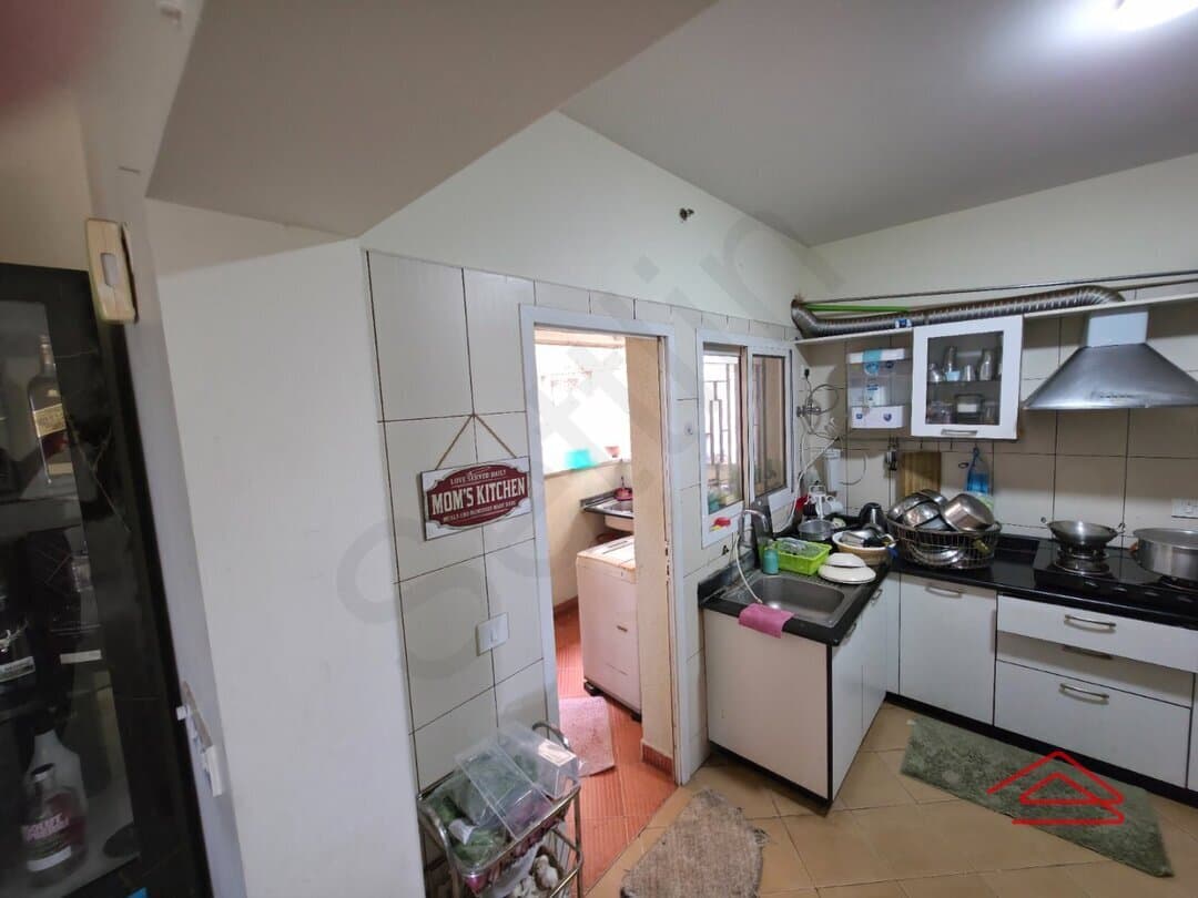 Kitchen 1