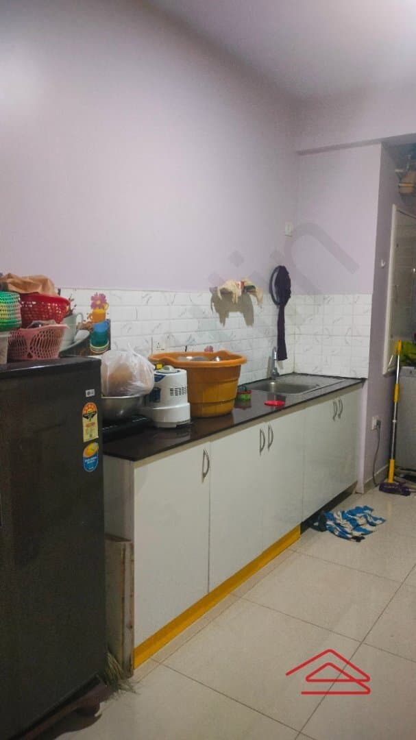 Kitchen 1