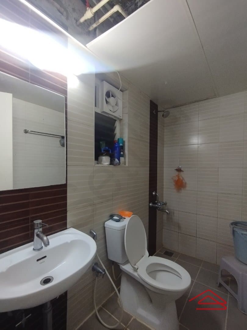 Bathroom 3