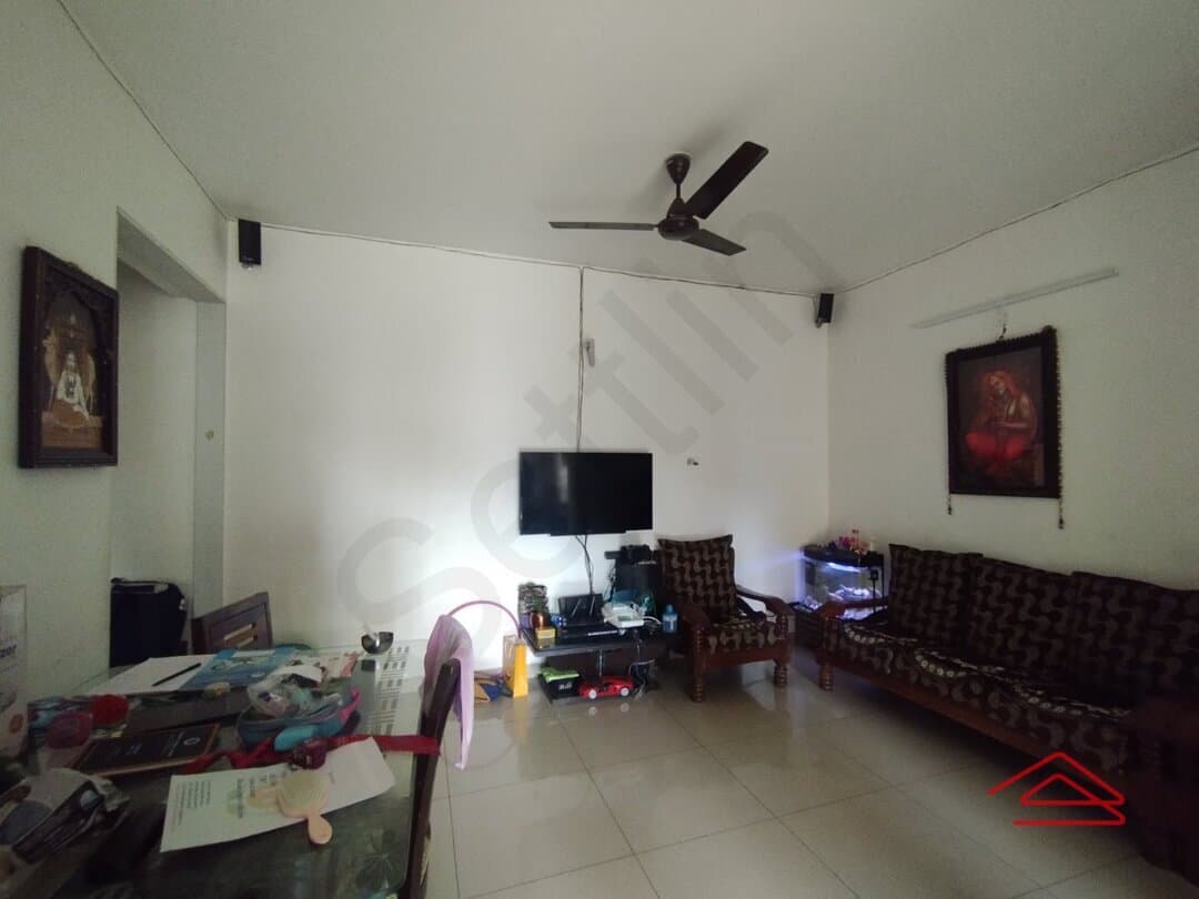 Hall 1