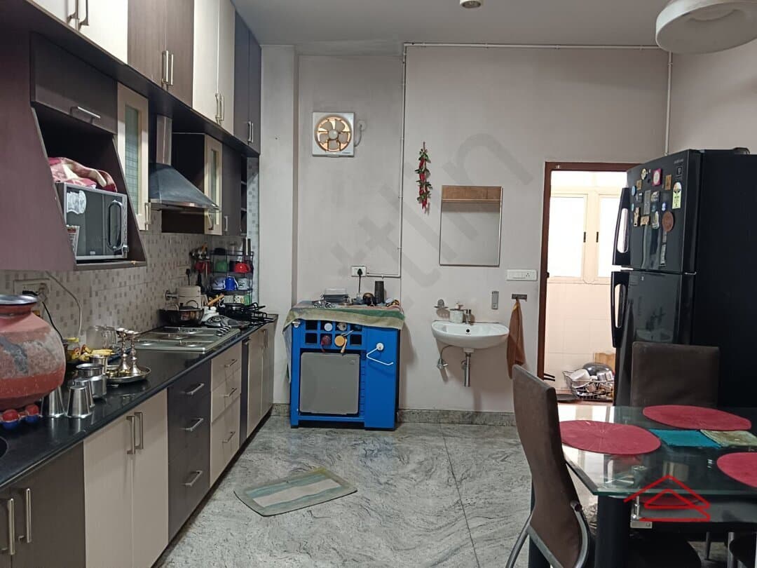 Kitchen 1