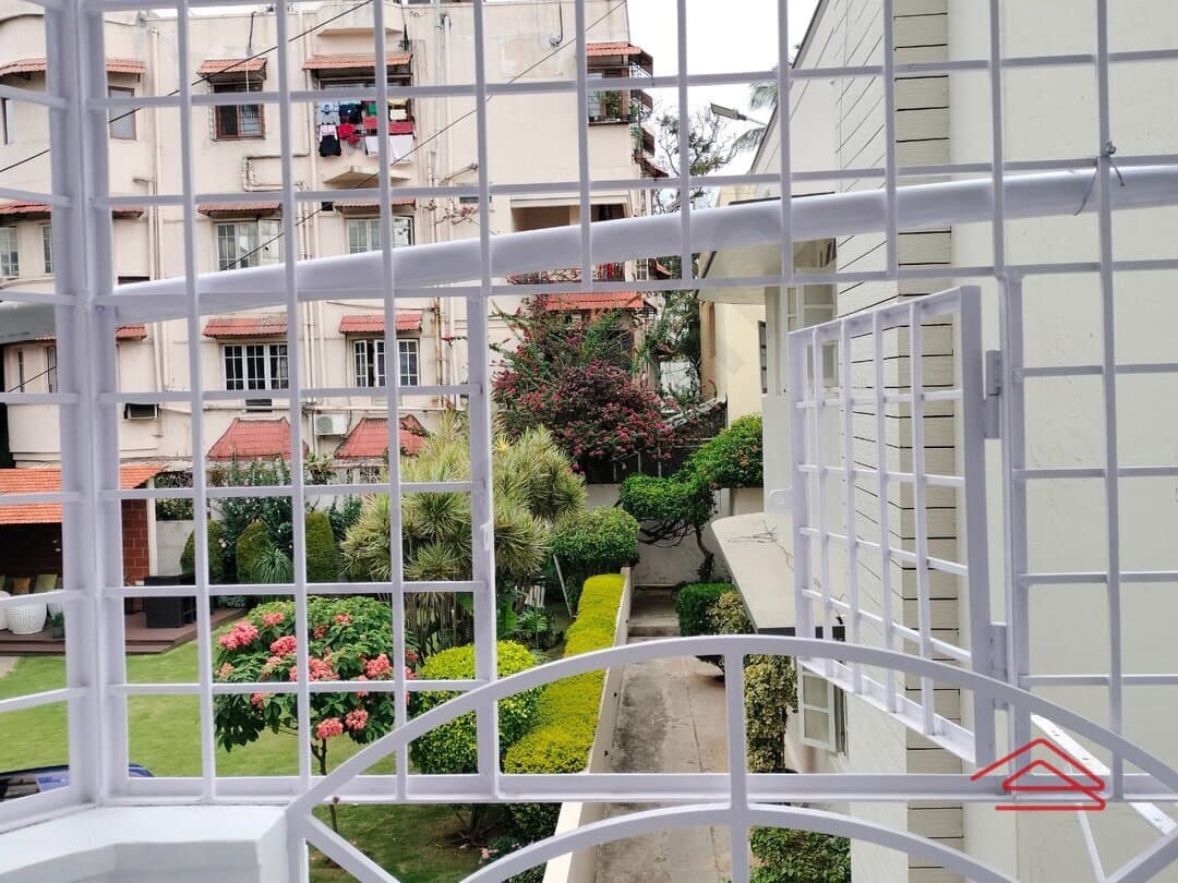 Balcony 3