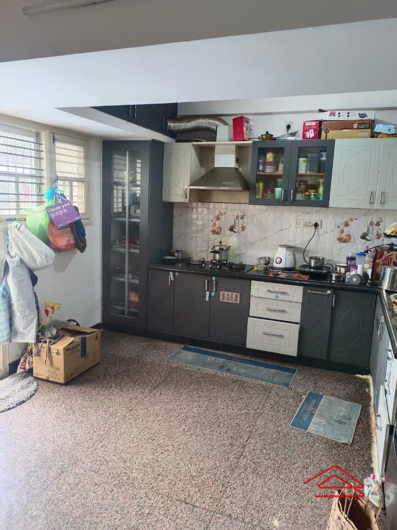 Kitchen 1