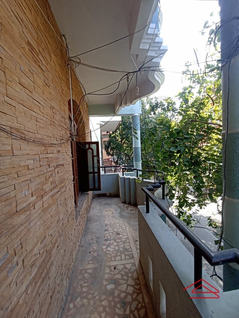 balconies 1