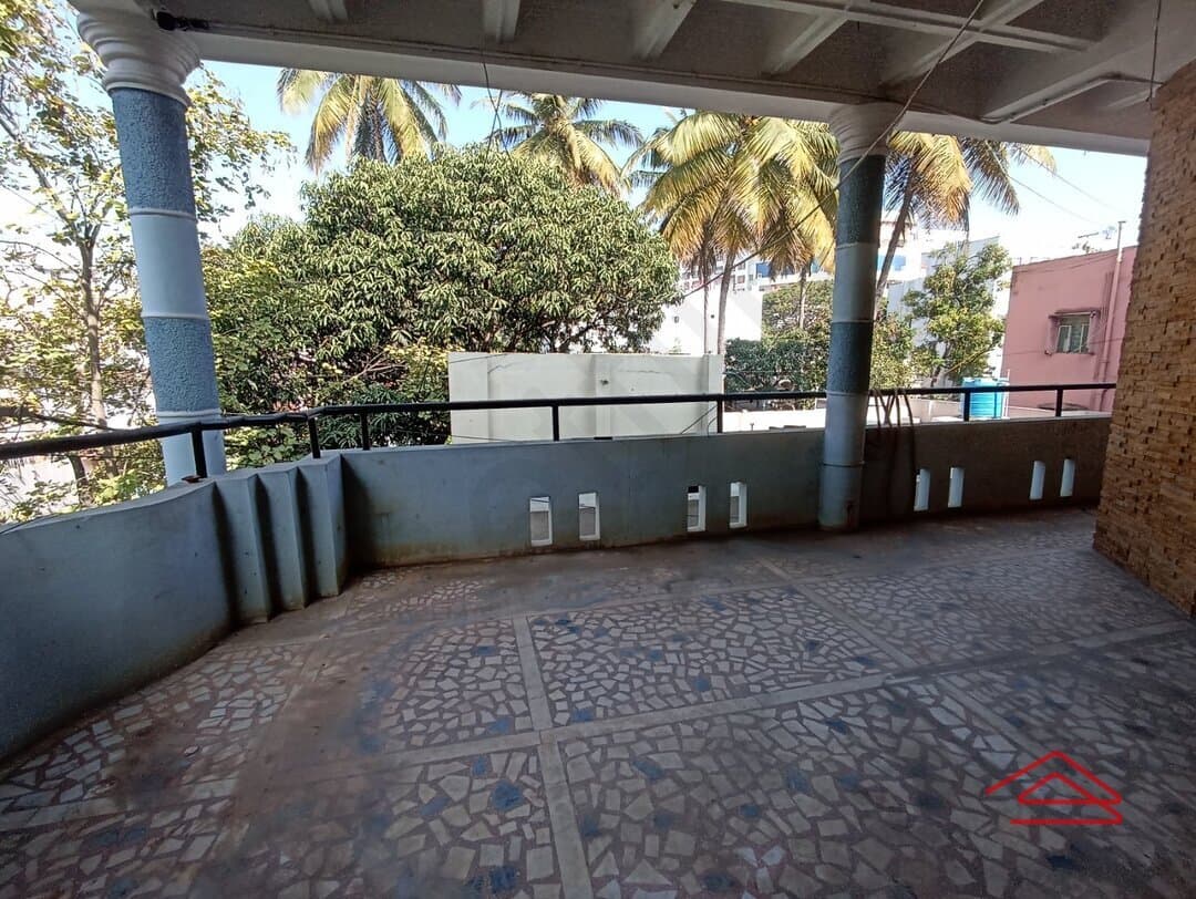 balconies 1