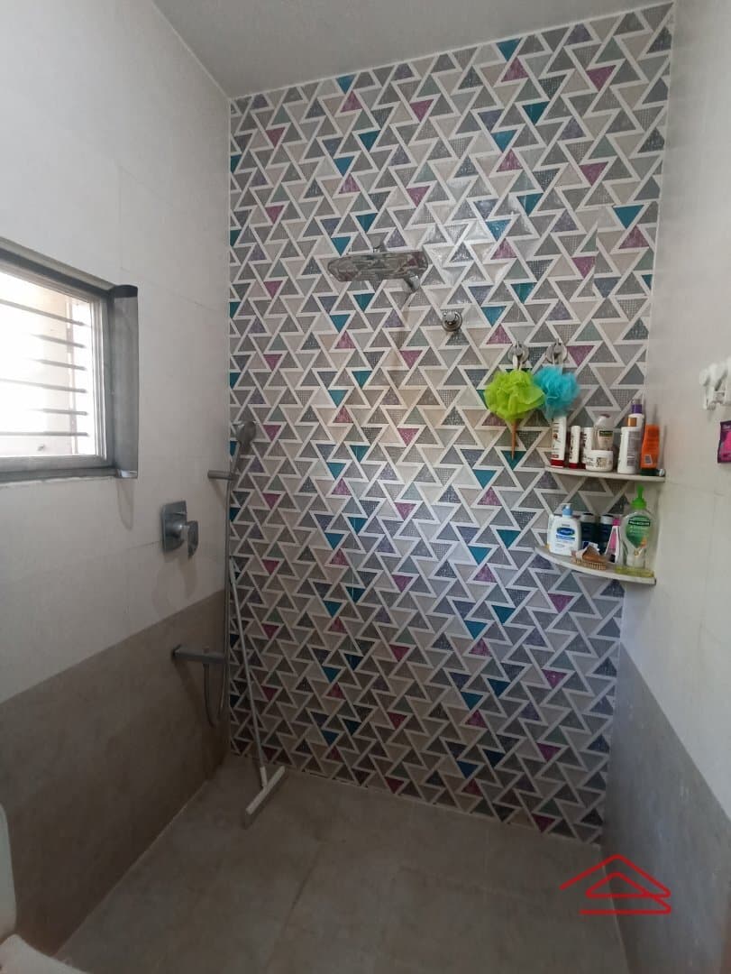 bathrooms 3
