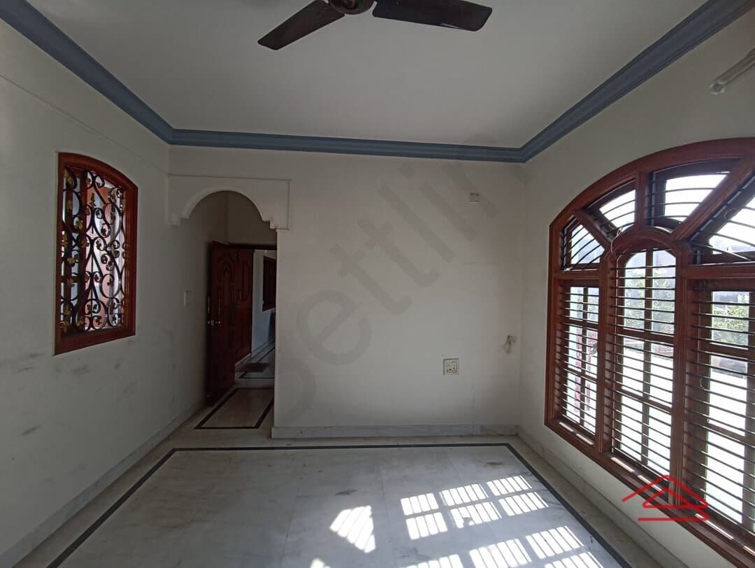 bedrooms 5