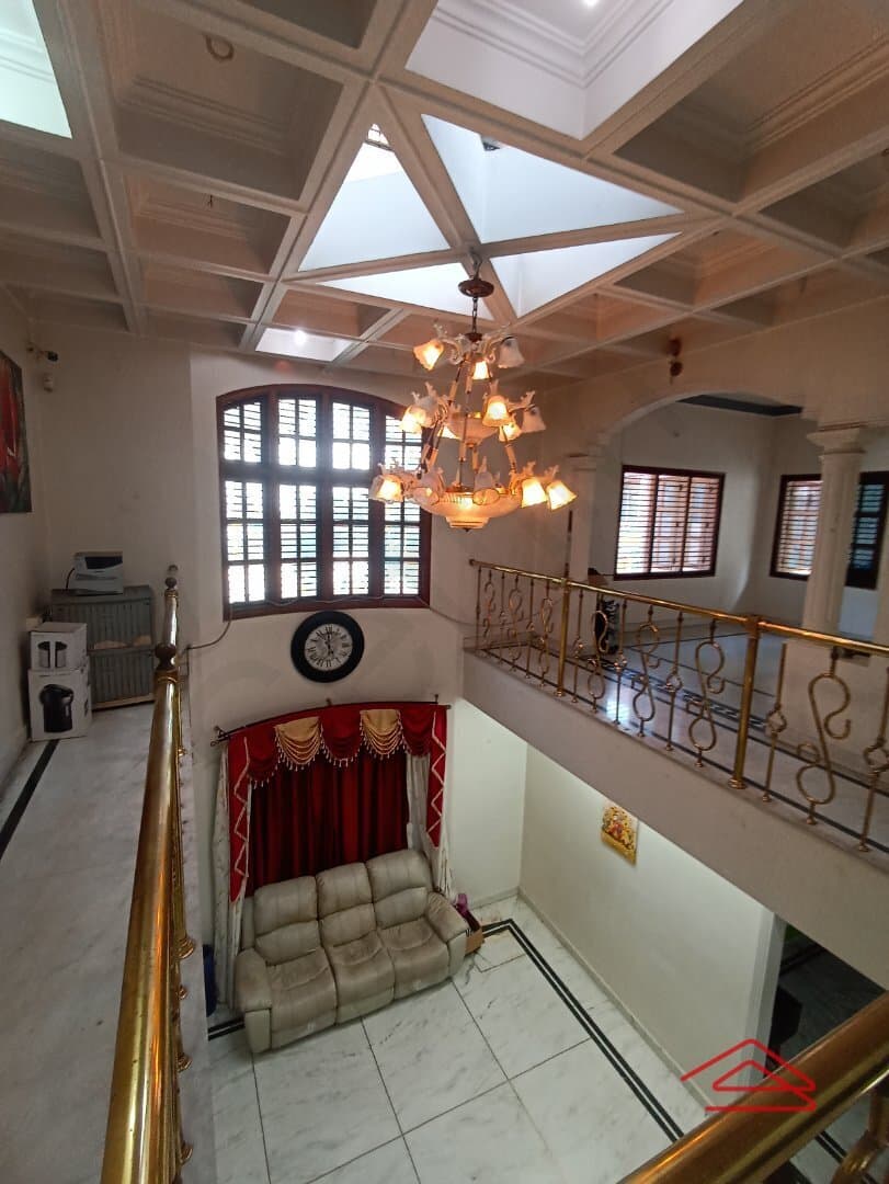 halls 1