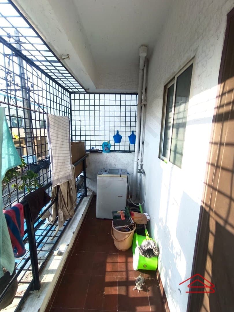 Balcony 1