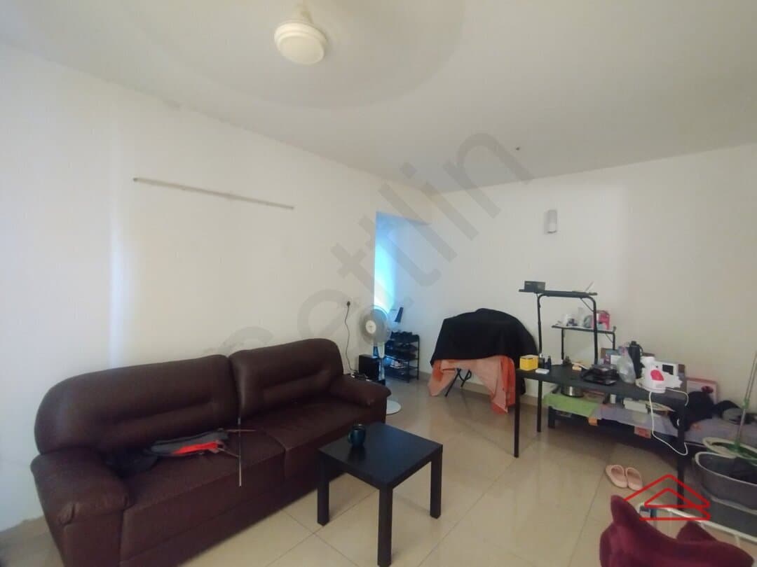 Hall 1