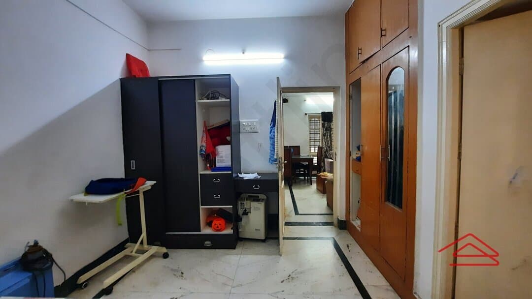 Sub Unit : bedrooms 1