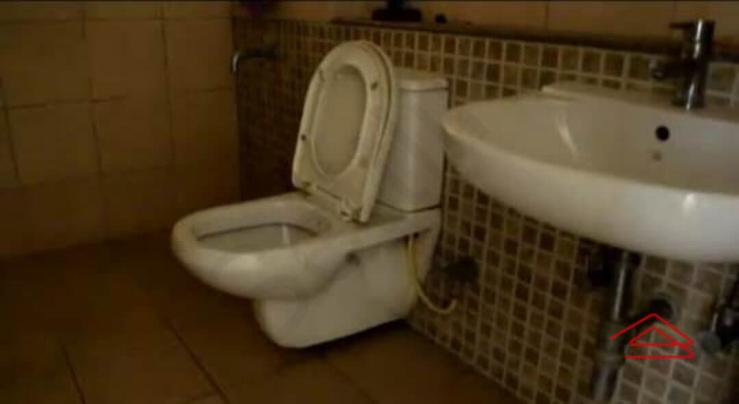 Bathroom 2