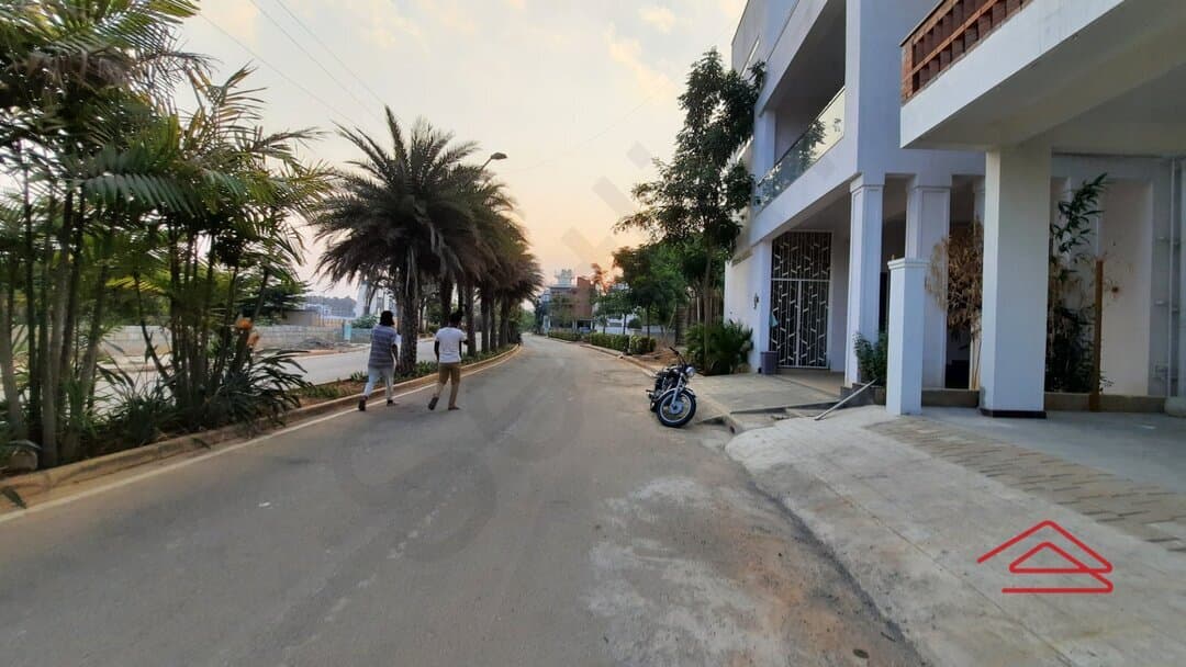Unit: Approach Road
