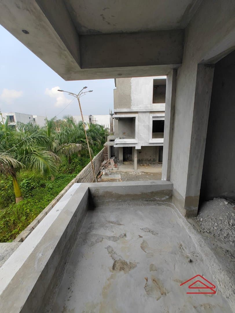 Balcony 2