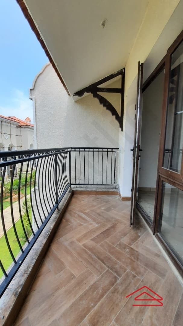 Balcony 2