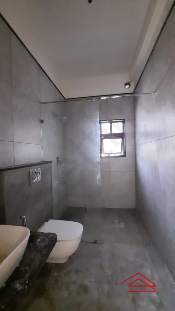 Bathroom 4