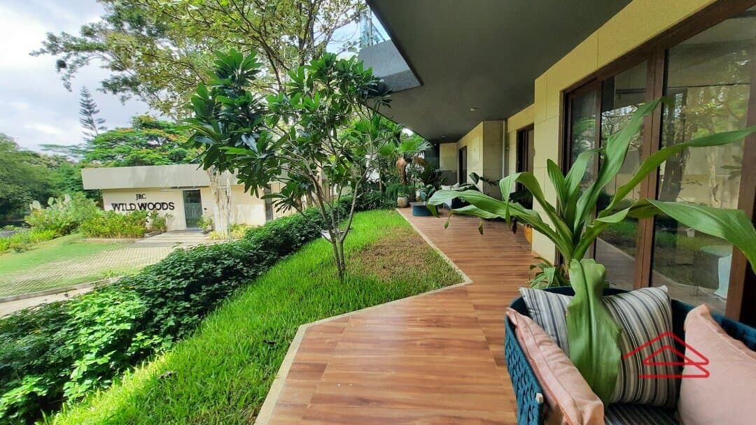 Balcony 2