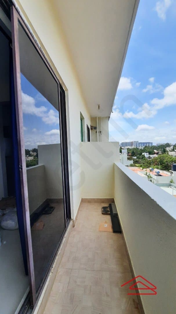 Balcony 2