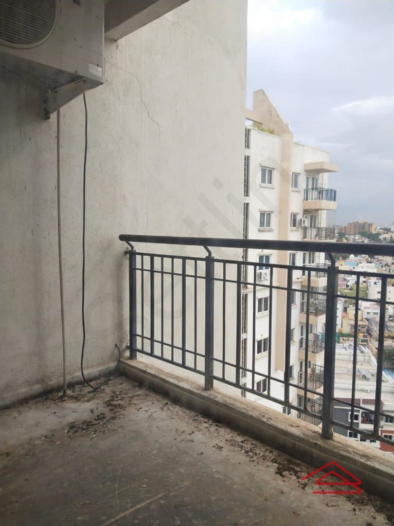 Balcony 3