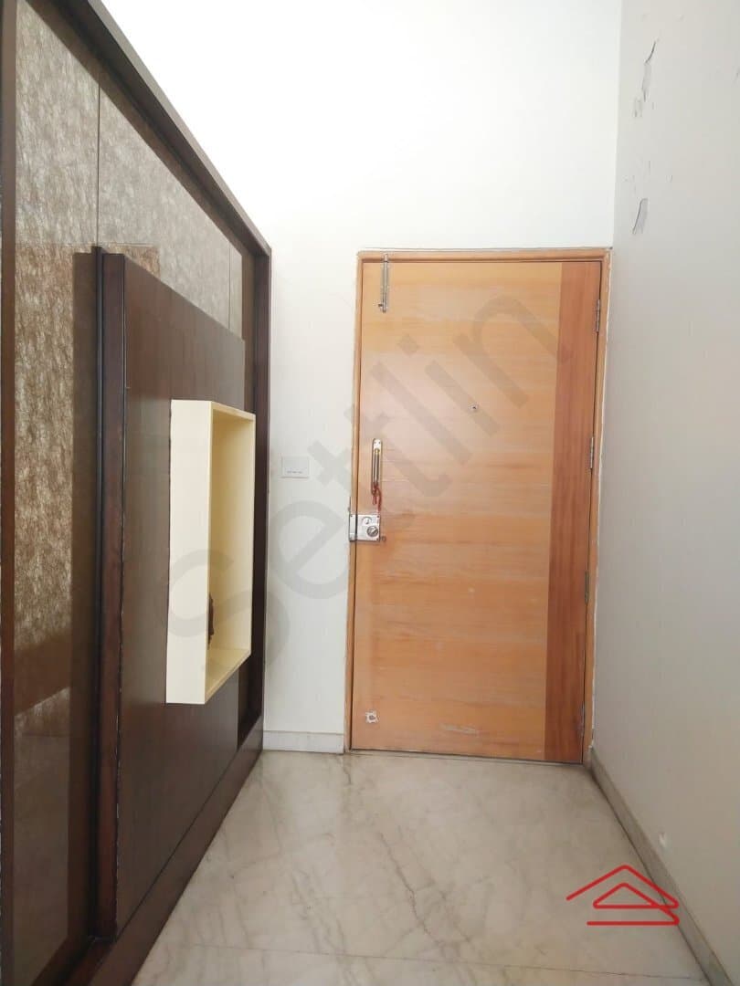 Hall 1