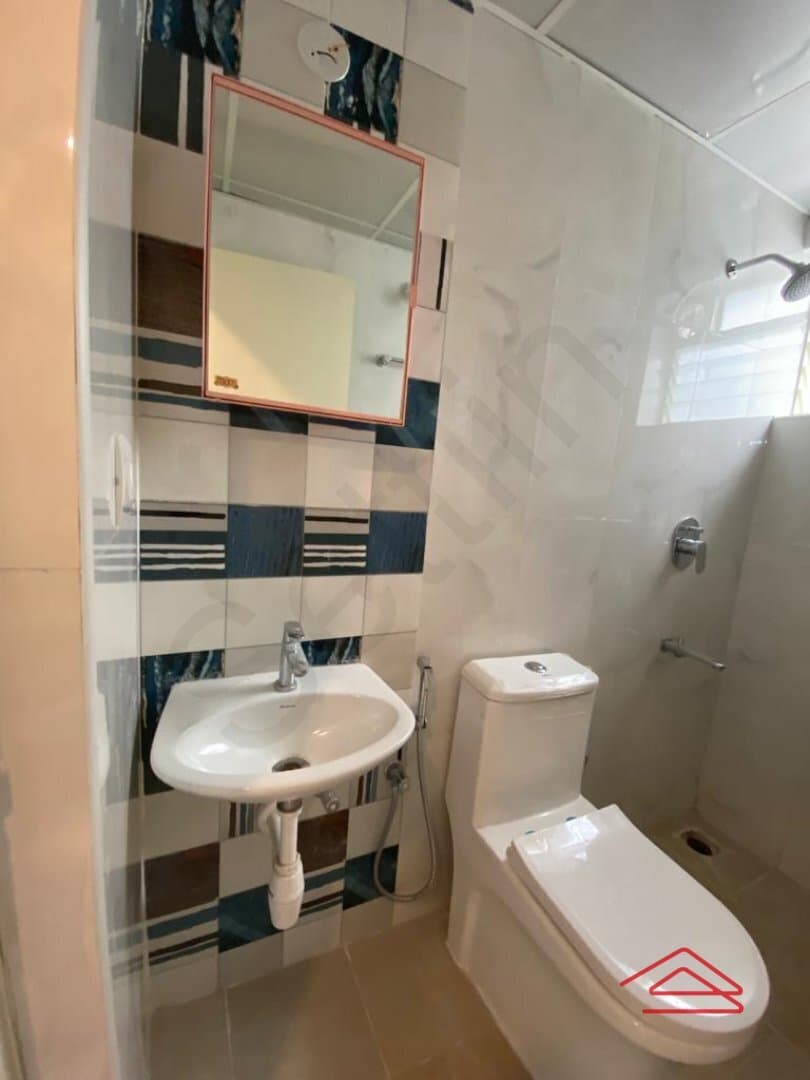 Bathroom 2