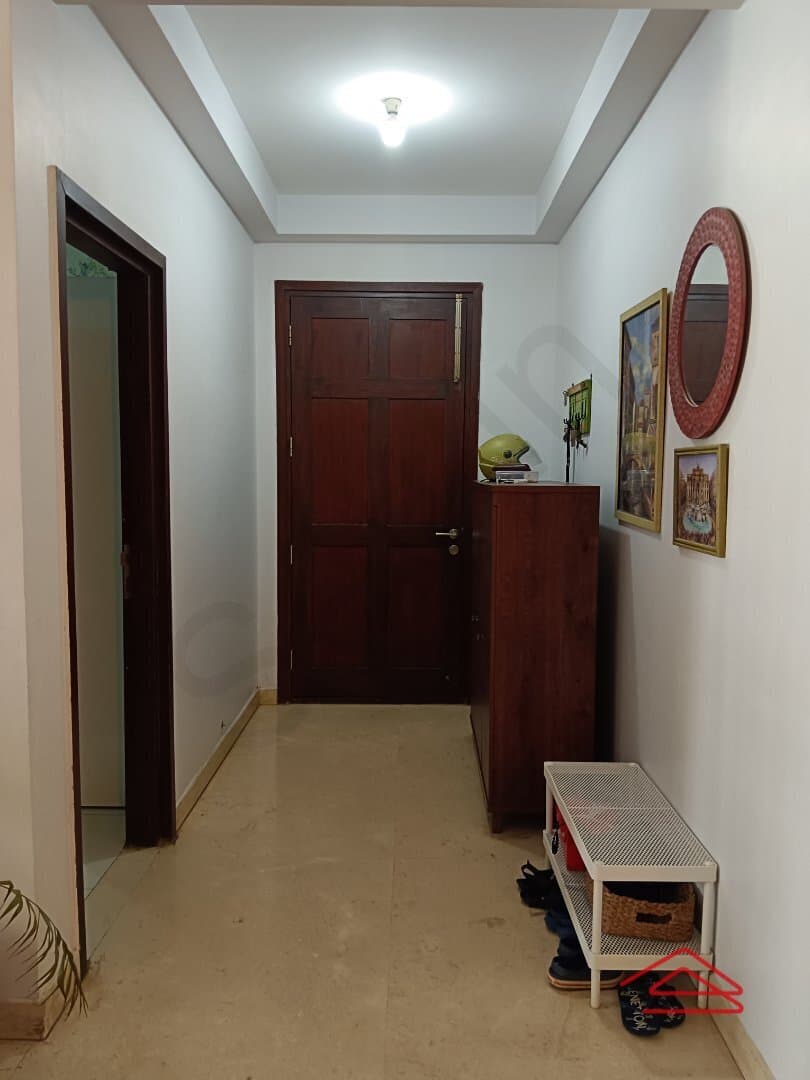 Hall 1