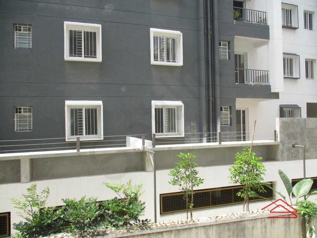 Balcony 2