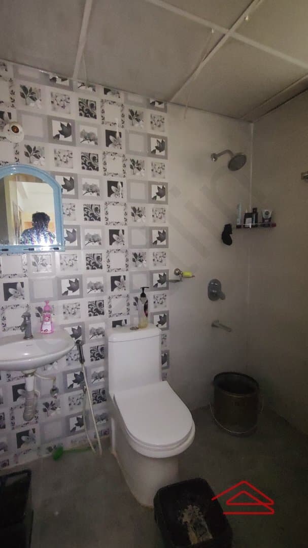 Bathroom 2