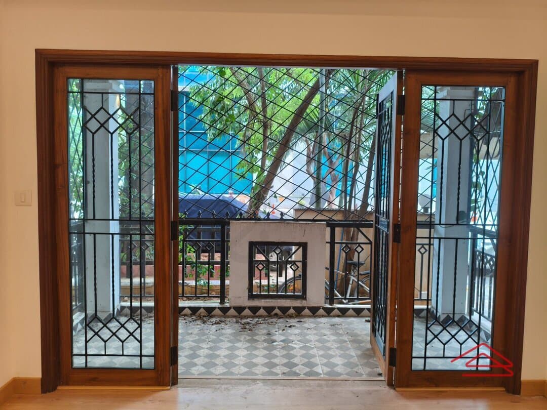 Balcony 2