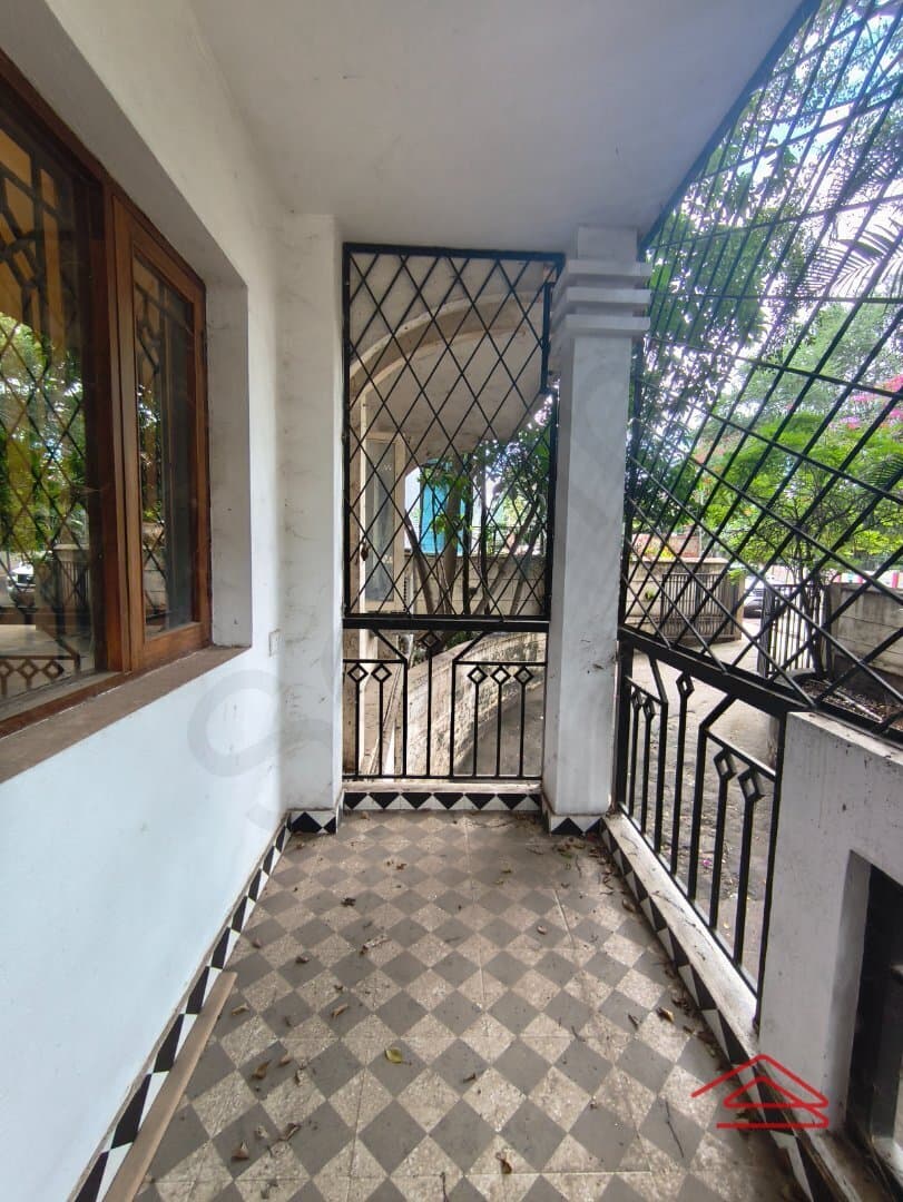 Balcony 3