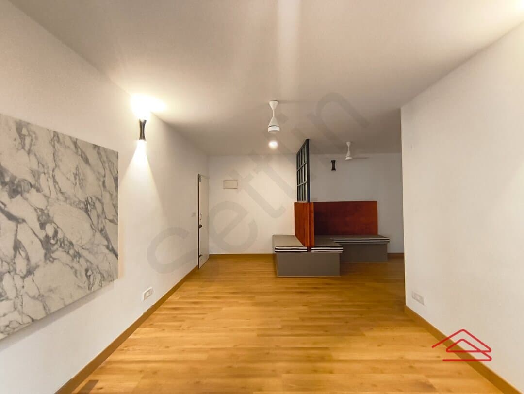 Hall 1