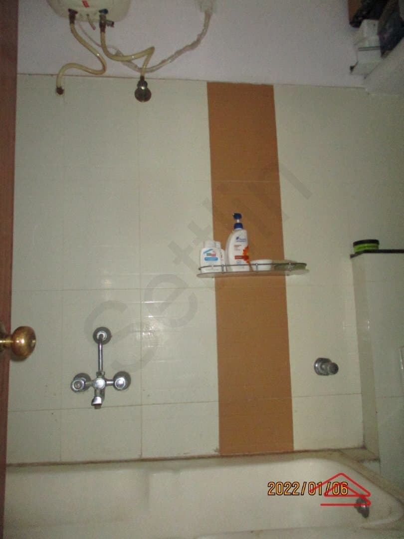 Sub Unit : bathrooms 2