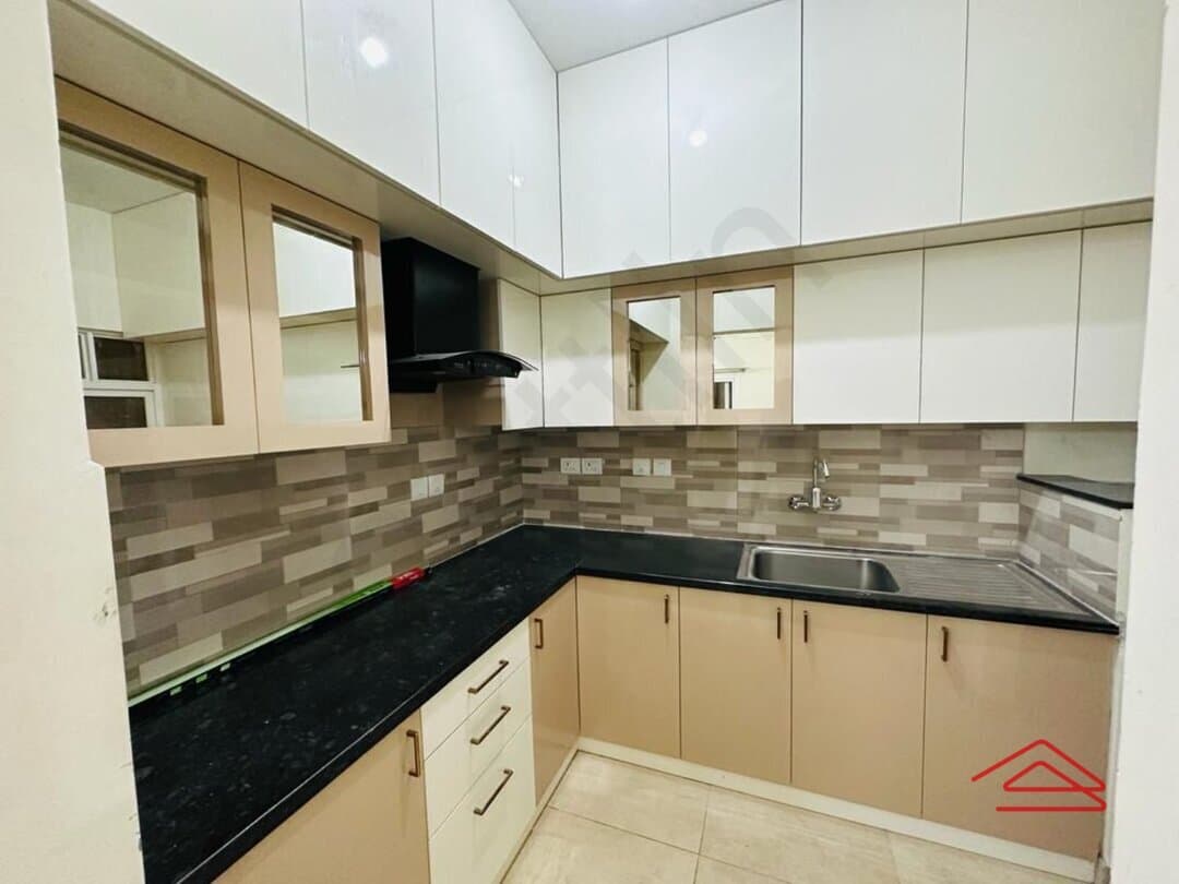 Kitchen 1