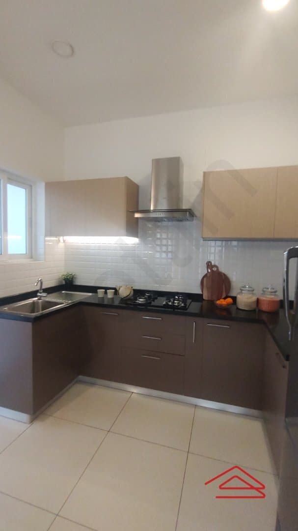 Kitchen 1
