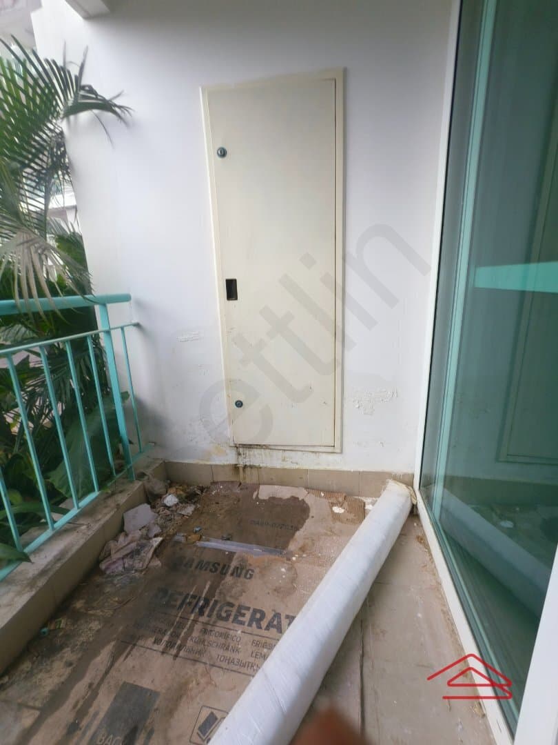 Balcony 1