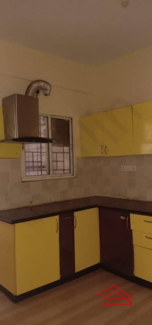 Kitchen 1