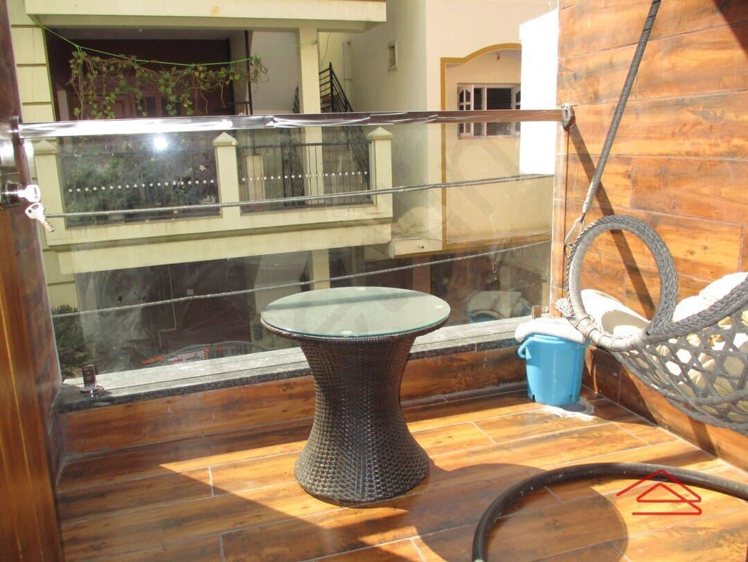Sub Unit : balconies 1